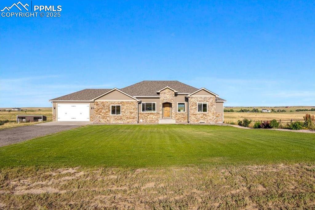 45425 Wolf Creek DR, Bennett, CO 80102