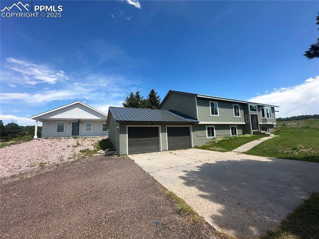 8545 Moss Rock RD, Colorado Springs, CO 80908
