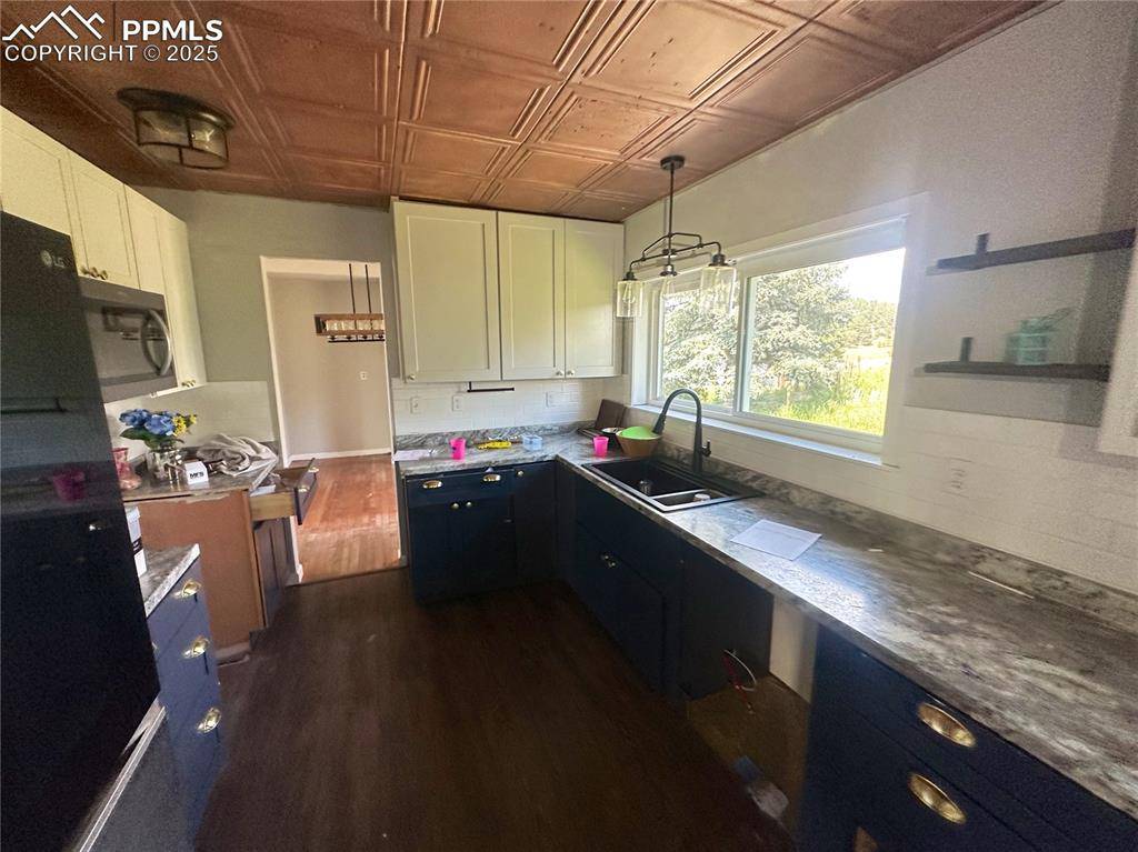 Colorado Springs, CO 80908,8545 Moss Rock RD