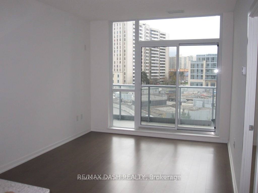 Toronto C15, ON M2J 1M6,70 Forest Manor RD #328