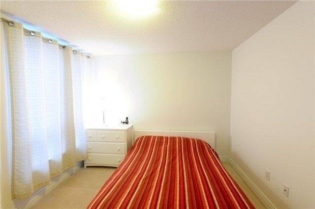 Toronto C14, ON M2N 0C1,500 Doris AVE #724