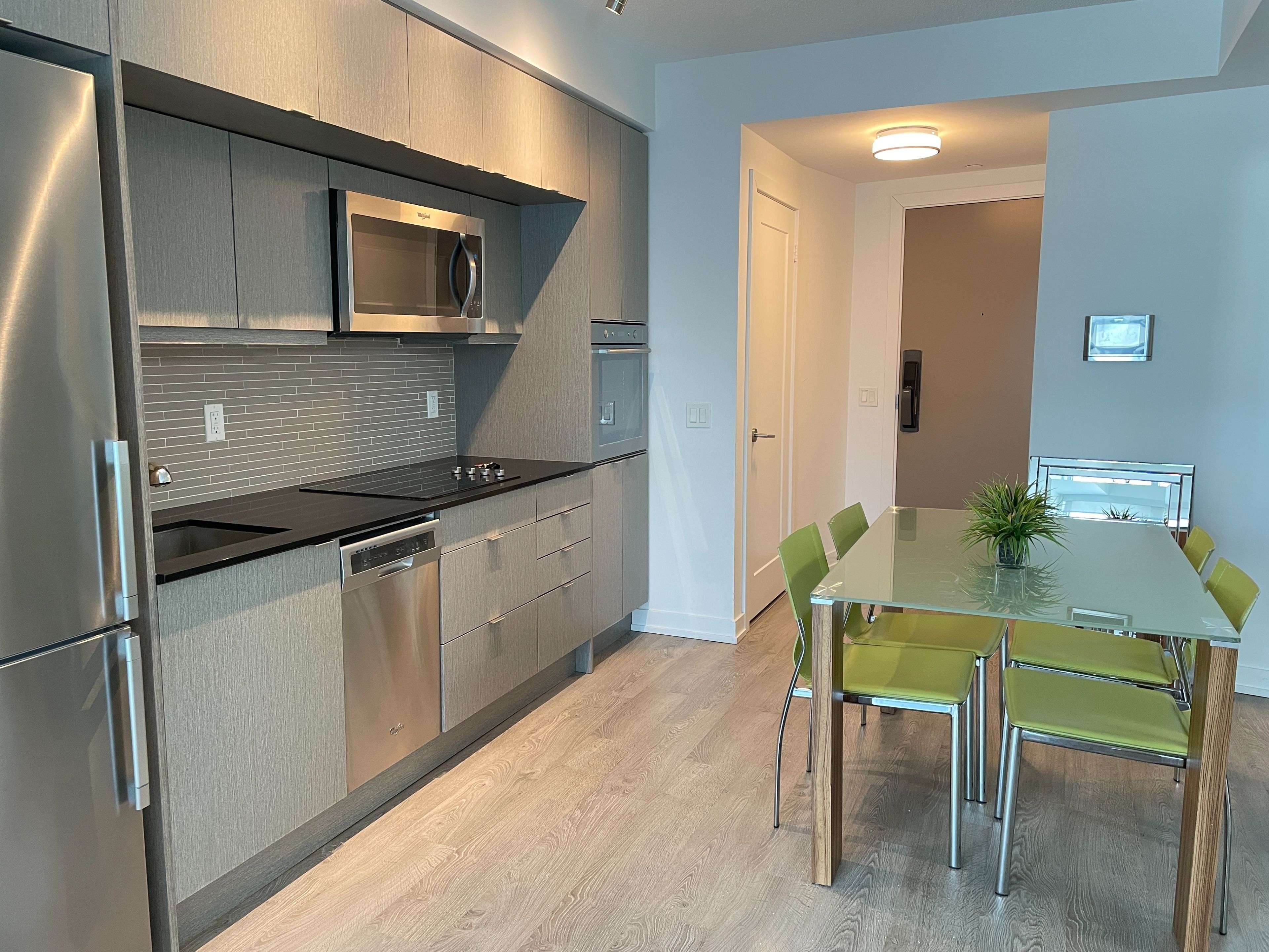 Toronto C01, ON M5J 0E1,10 York ST #1602