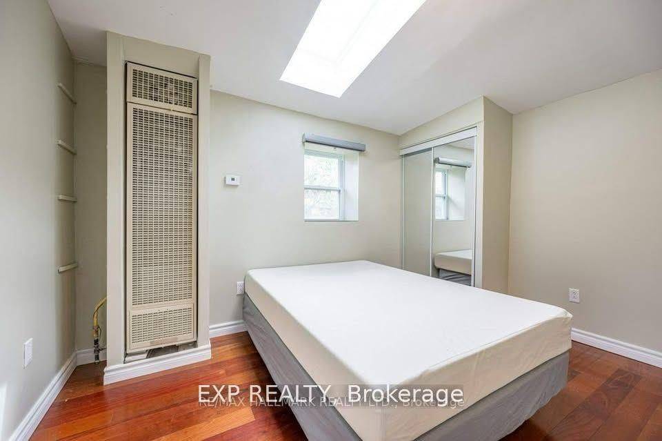 Toronto E04, ON M1K 1R3,692 Birchmount RD #14