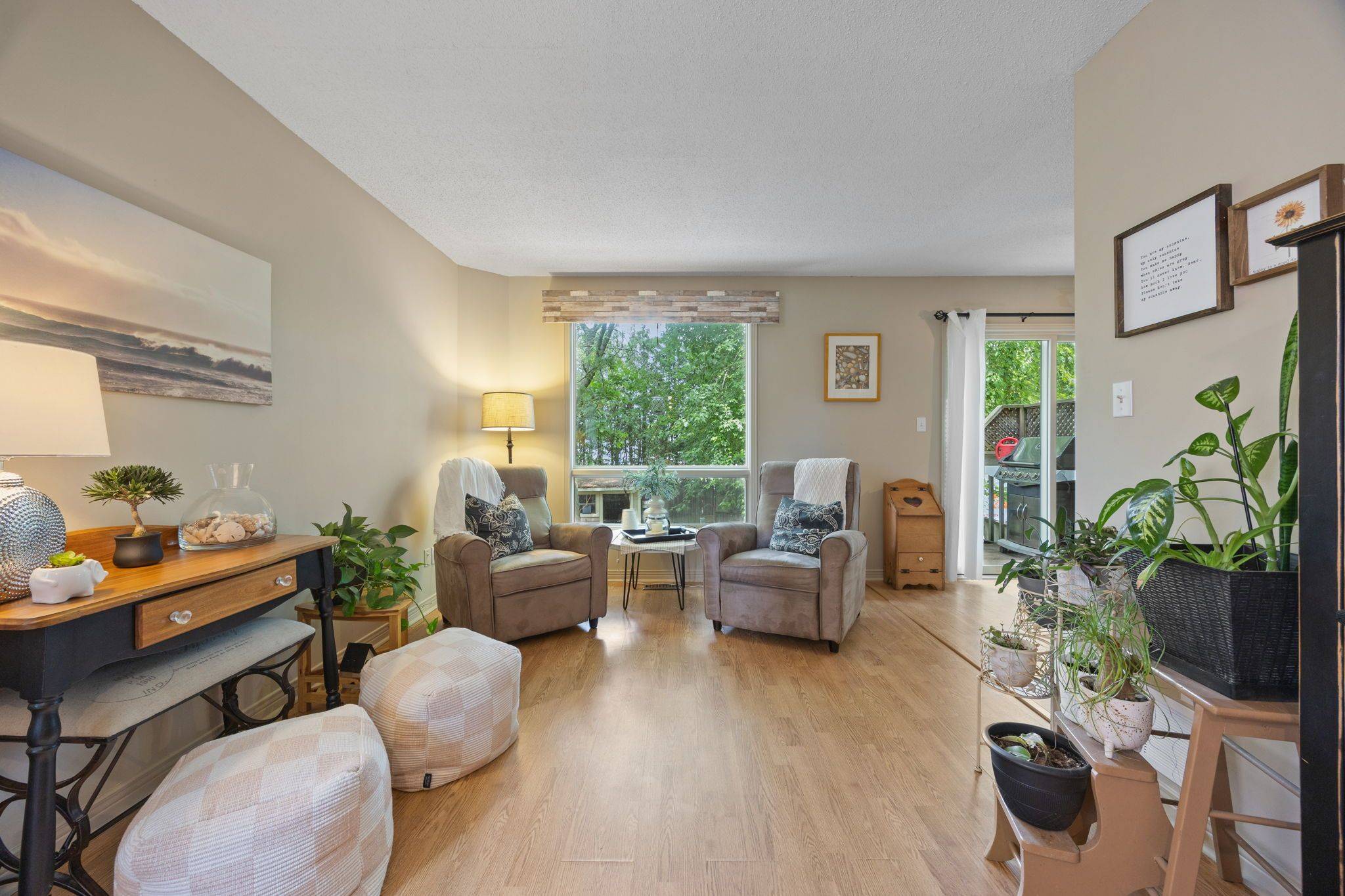 Clarington, ON L1E 2Z5,39 Short CRES