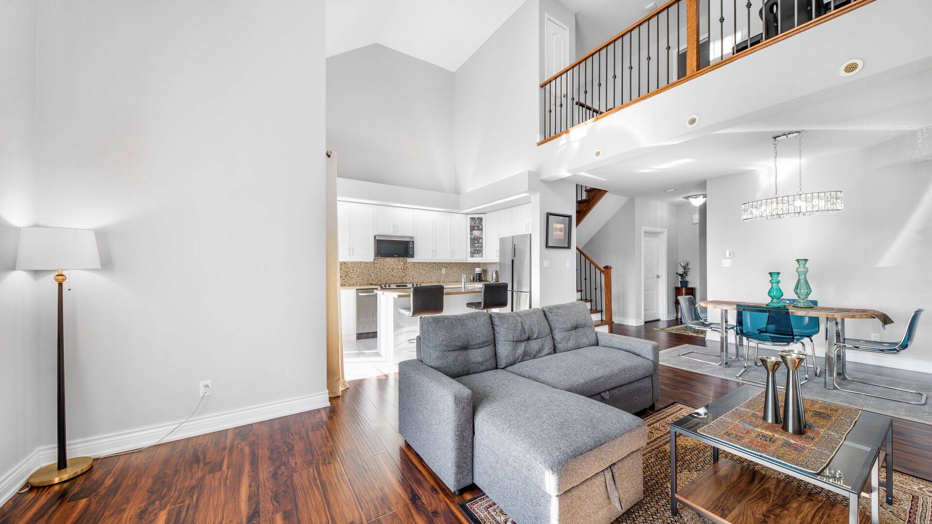 18 Lovegrove LN, Ajax, ON L1S 0E7