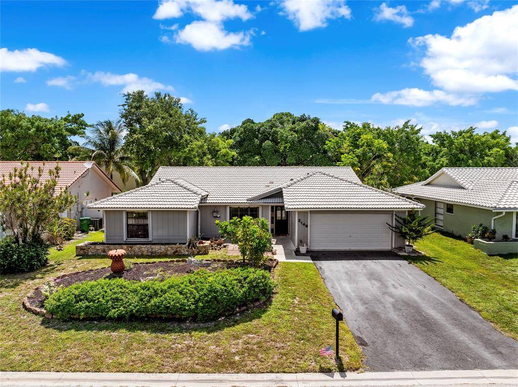 2149 NW 85th Ln, Coral Springs, FL 33071