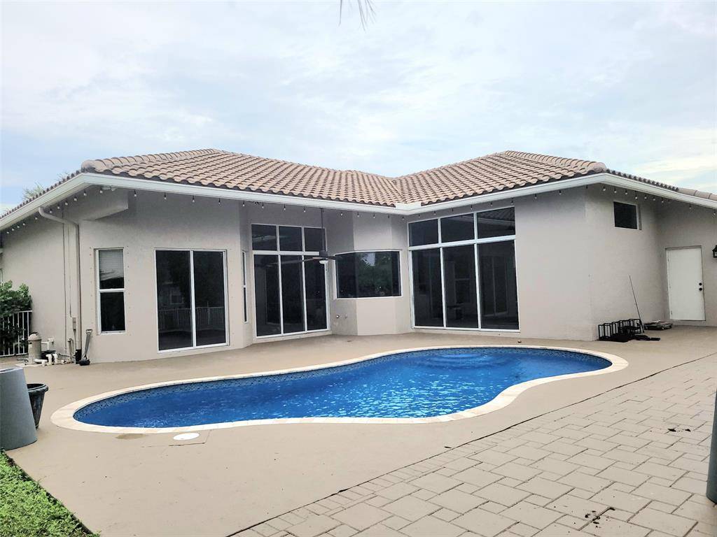 Coral Springs, FL 33076,5039 Kensington Cir