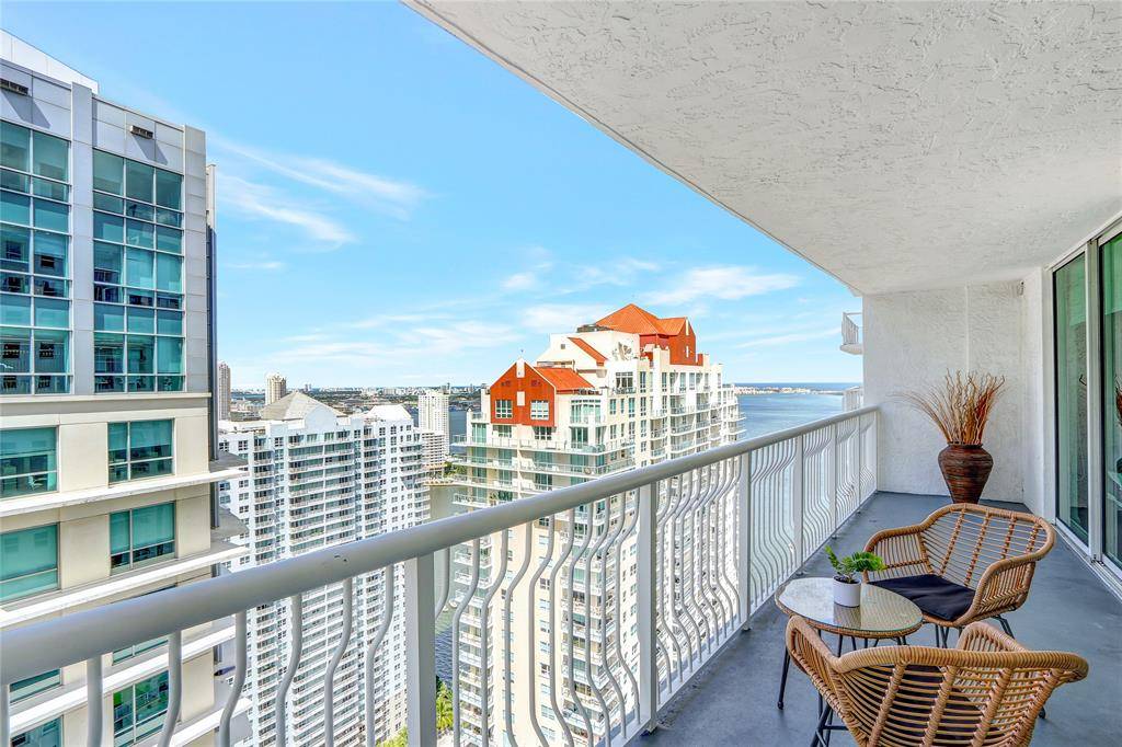 Miami, FL 33131,1200 Brickell Bay Dr #3906