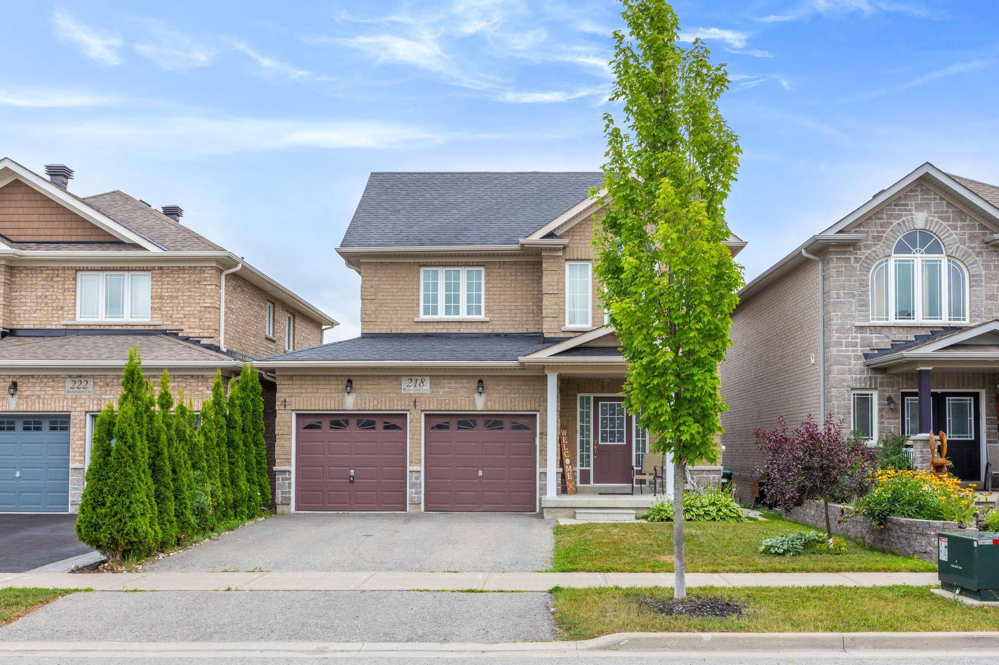 218 Richardson CRES, Bradford West Gwillimbury, ON L3Z 0R6