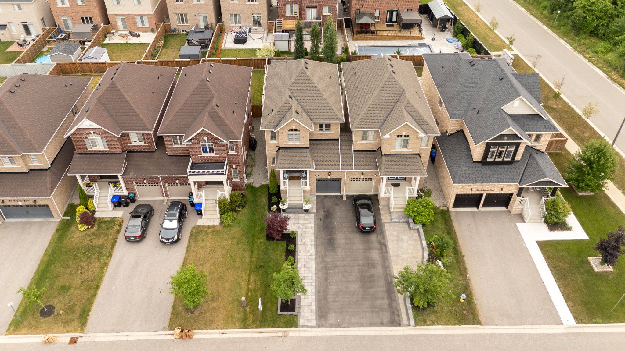New Tecumseth, ON L0G 1W0,49 McGovern ST