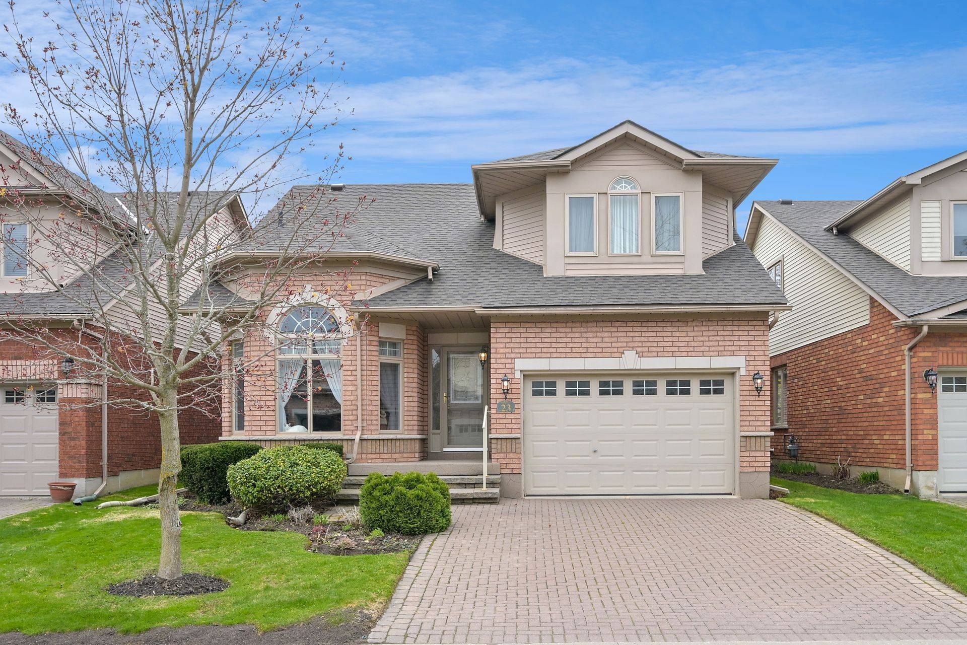 23 Briar Gate WAY, New Tecumseth, ON L9R 2A7