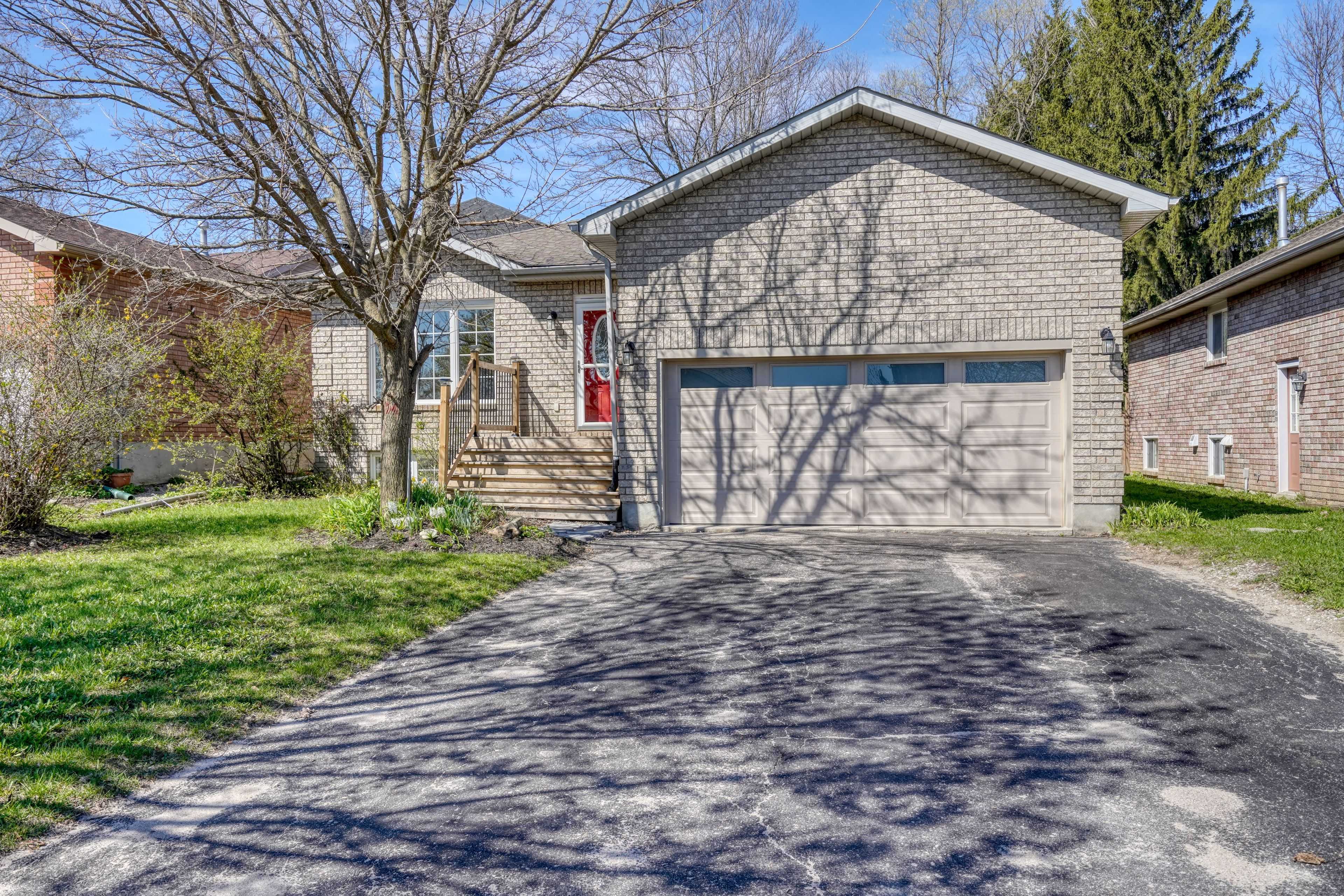 24 O'shaughnessy CRES #Main Fl, Barrie, ON L4N 7M1