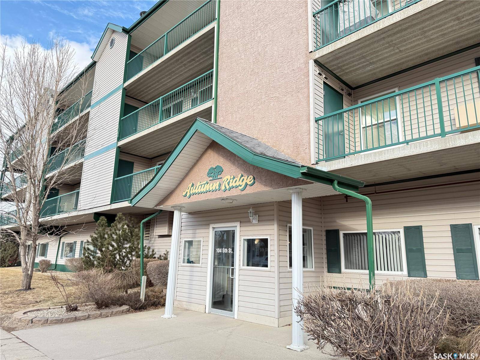 104 5th STREET NE #205, Weyburn, SK S4H 0Z1