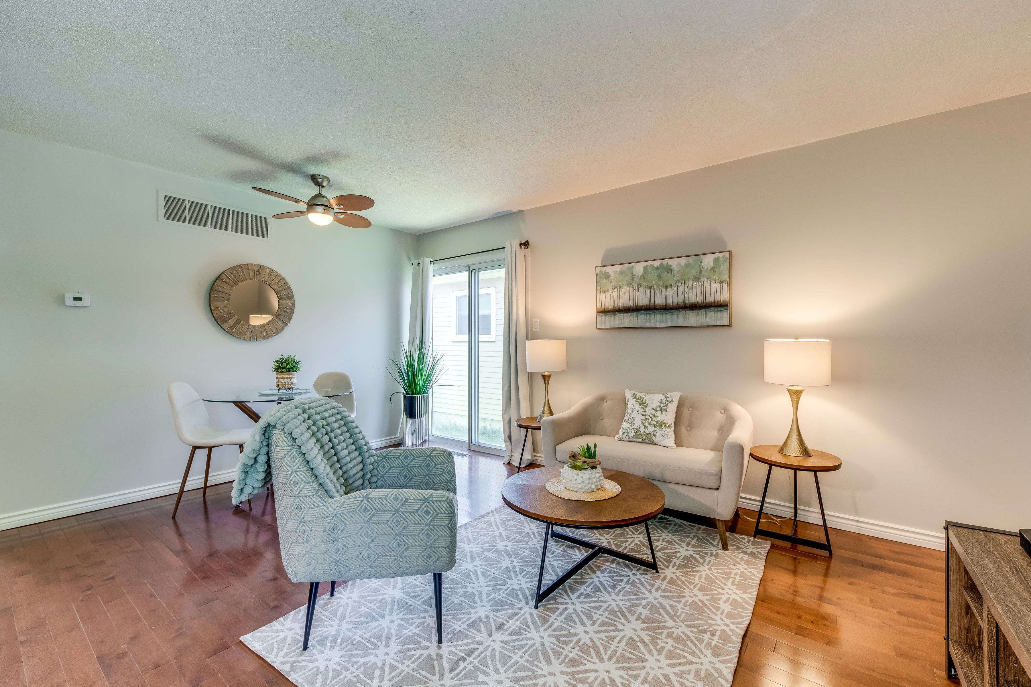 Mississauga, ON L5N 3C4,3053 Kilbride CRES