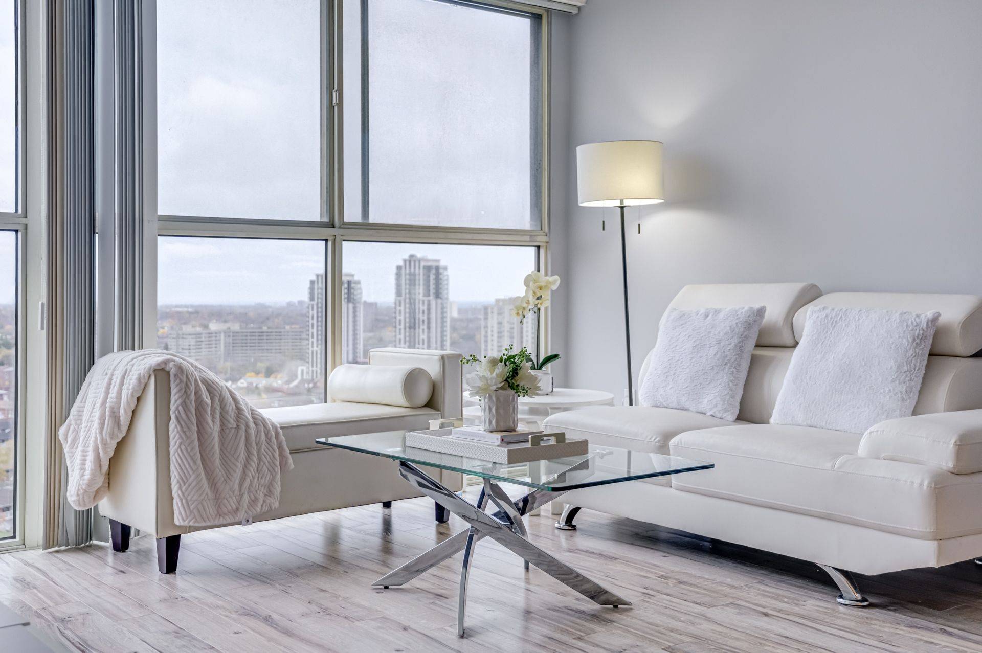 Mississauga, ON L4Z 2Y9,4185 Shipp DR #1616
