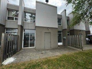 Toronto W10, ON M9V 2G4,1 Lexington AVE #TH 53