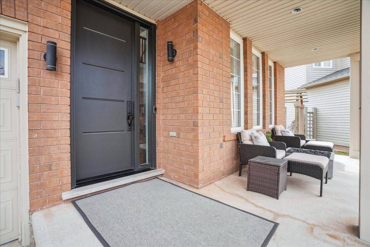 Burlington, ON L7L 6T2,5956 Chercover CT