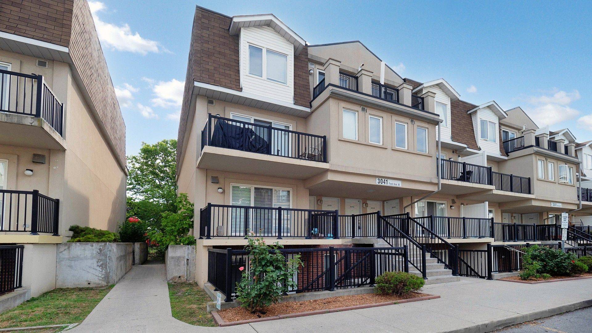 3041 Finch AVE W #2052, Toronto W05, ON M9M 0A4