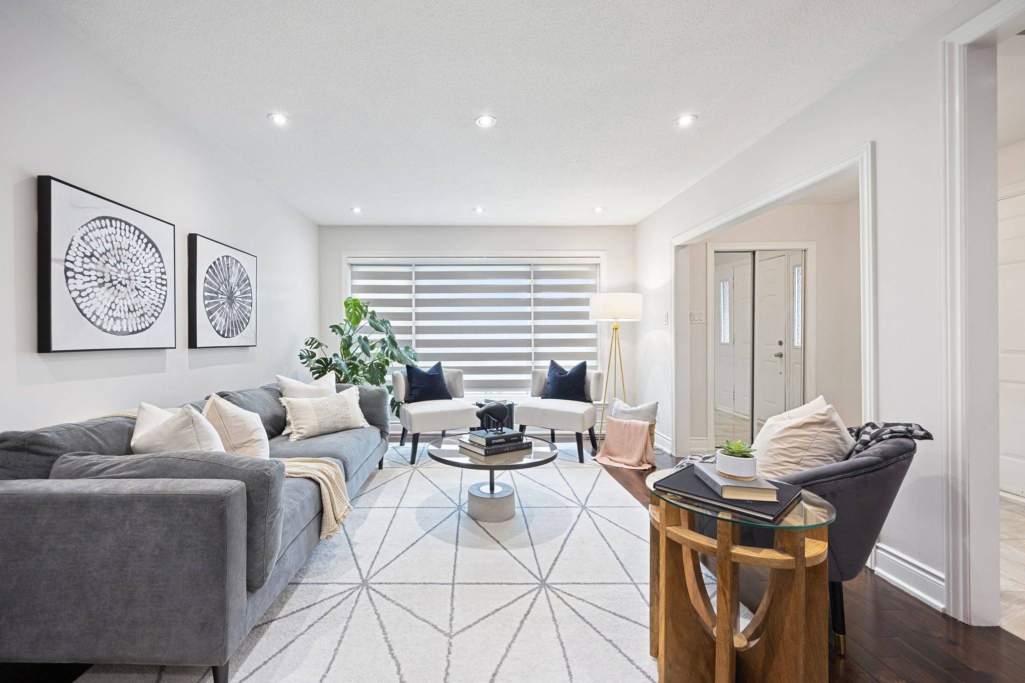 38 Dalraith CRES, Brampton, ON L6T 2X5