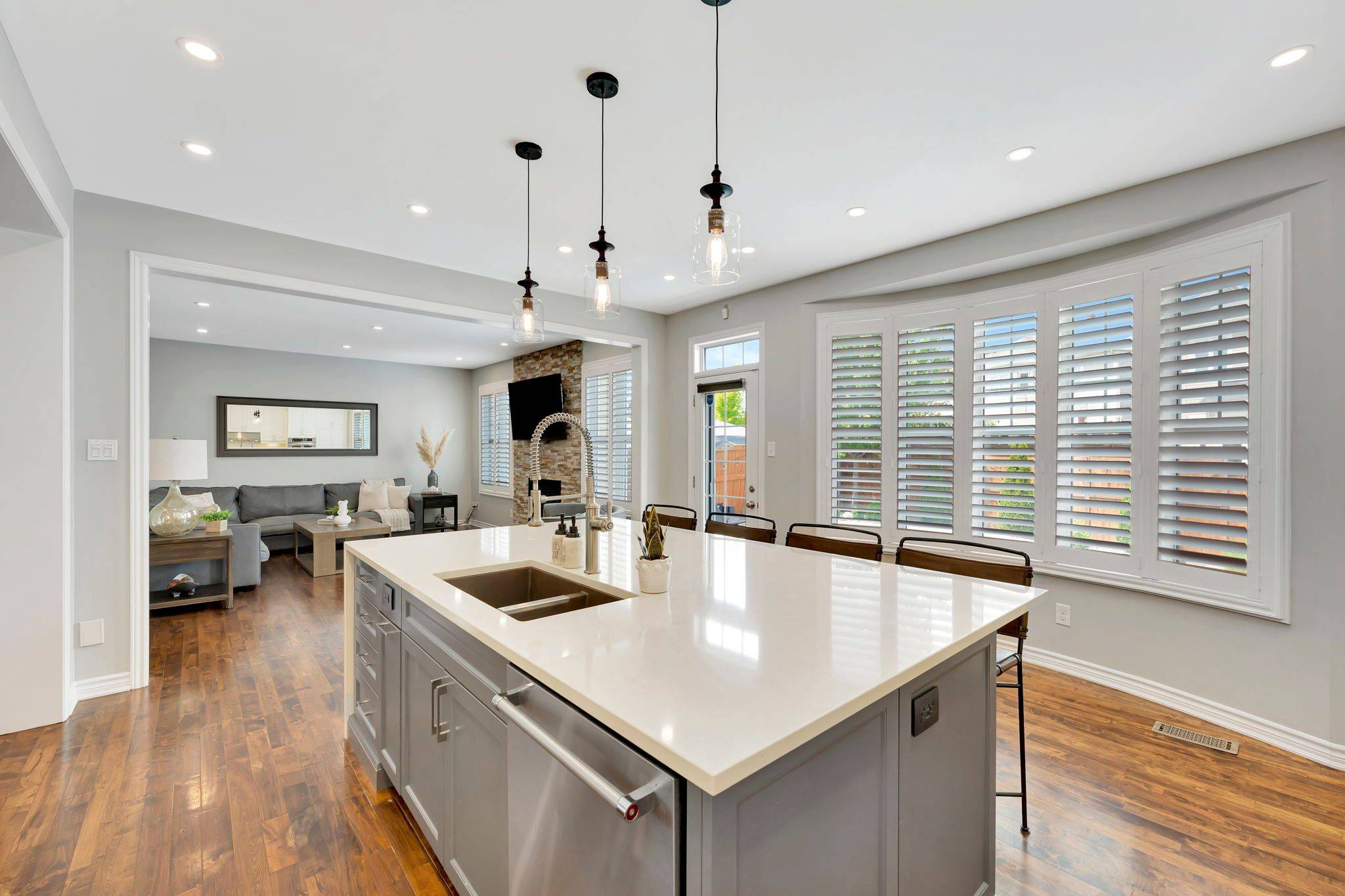 Barrhaven, ON K2J 3V5,3027 Freshwater WAY