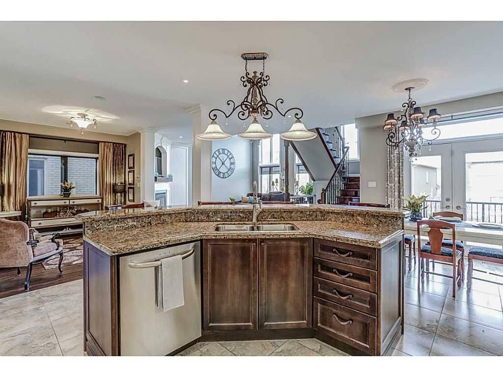 Hamilton, ON L9K 0A4,20 Chambers DR #Main