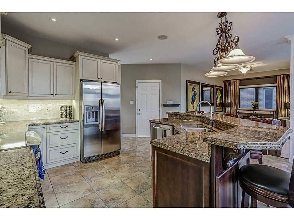 Hamilton, ON L9K 0A4,20 Chambers DR #Main