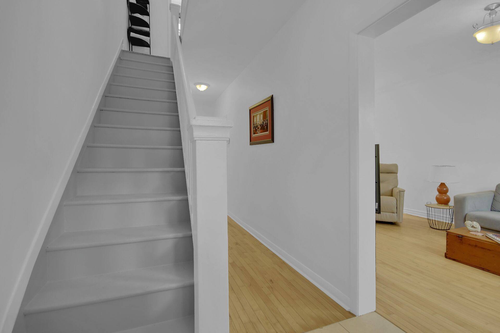 West Centre Town, ON K1Y 1G5,299 Parkdale AVE