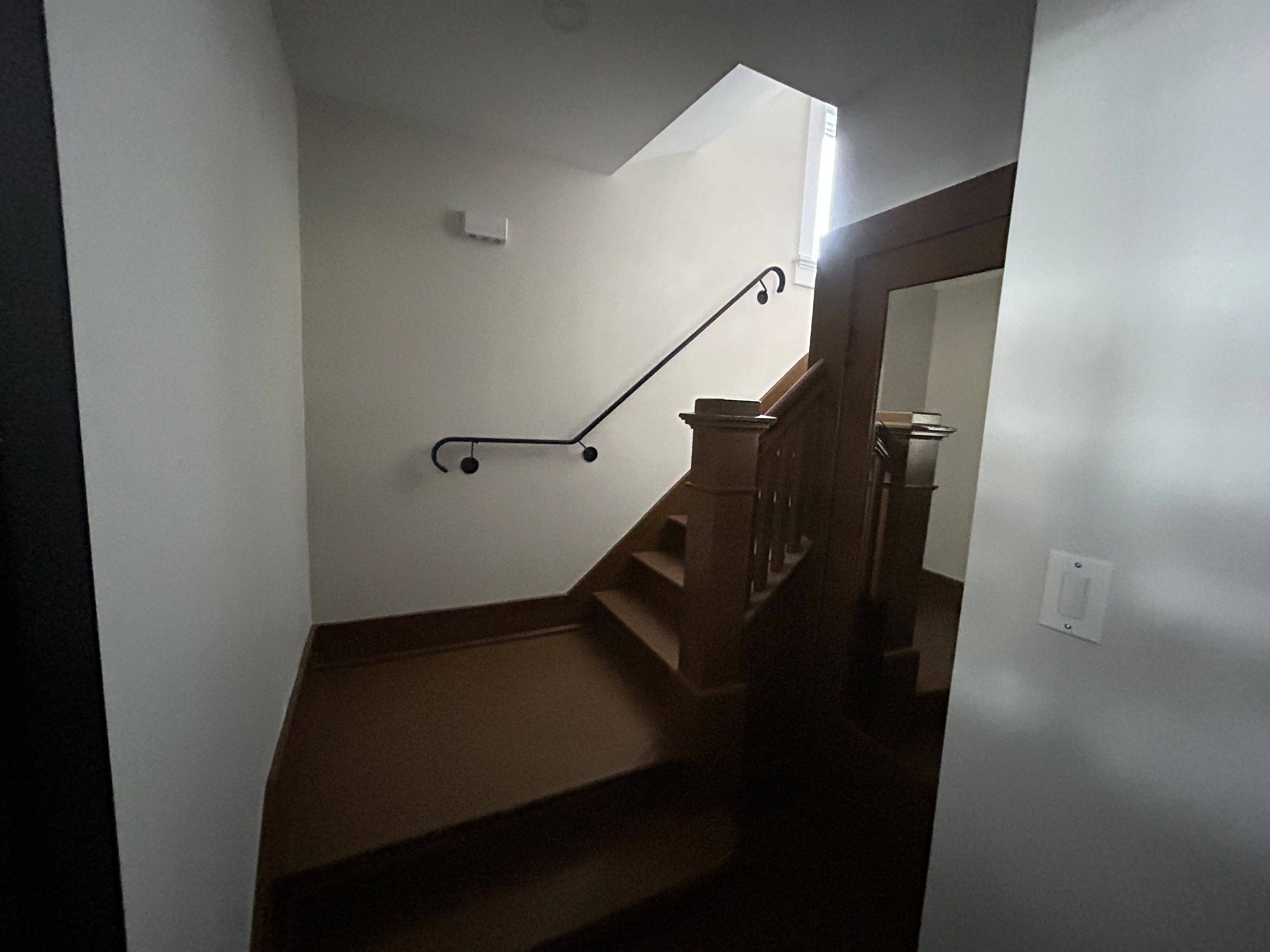Kitchener, ON N2H 1C9,152 Weber ST E #Unit 2
