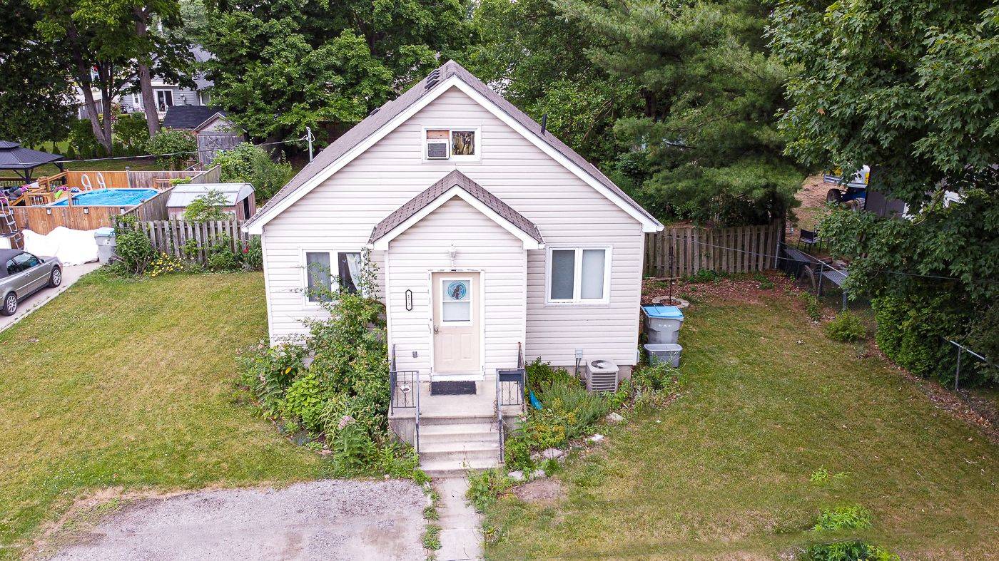 Strathroy-caradoc, ON N7G 1H1,173 High ST W