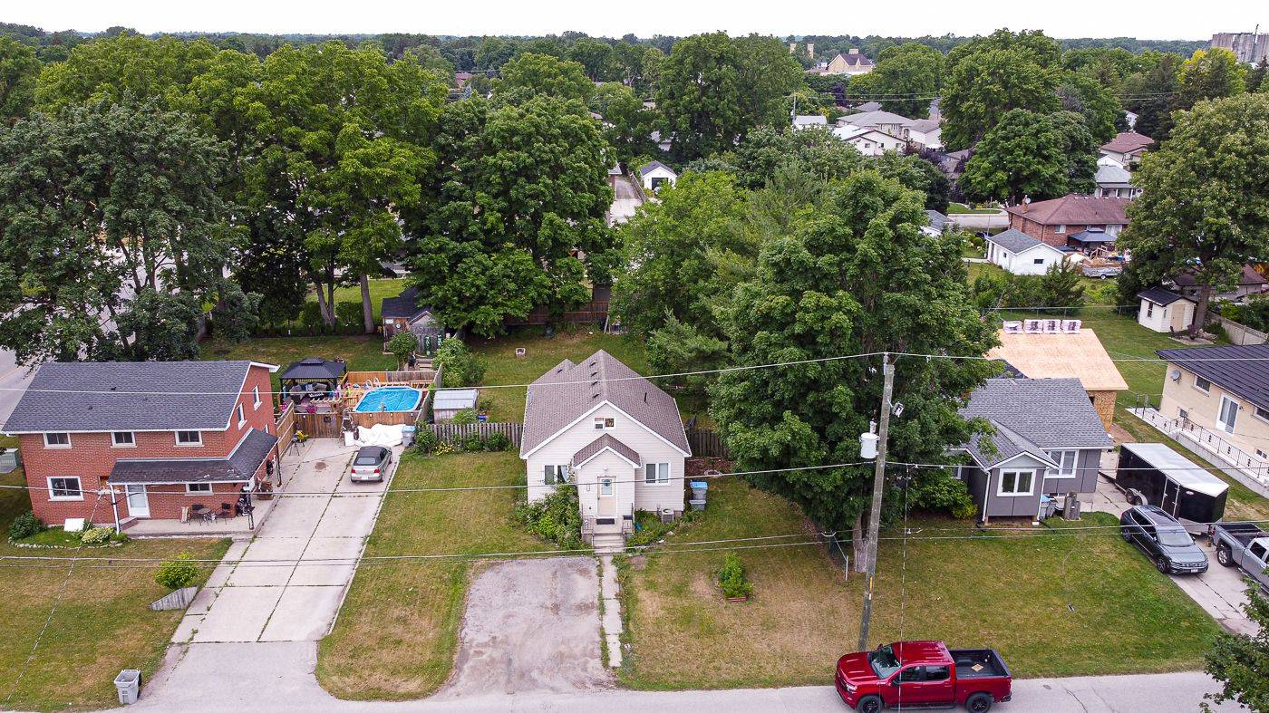 Strathroy-caradoc, ON N7G 1H1,173 High ST W