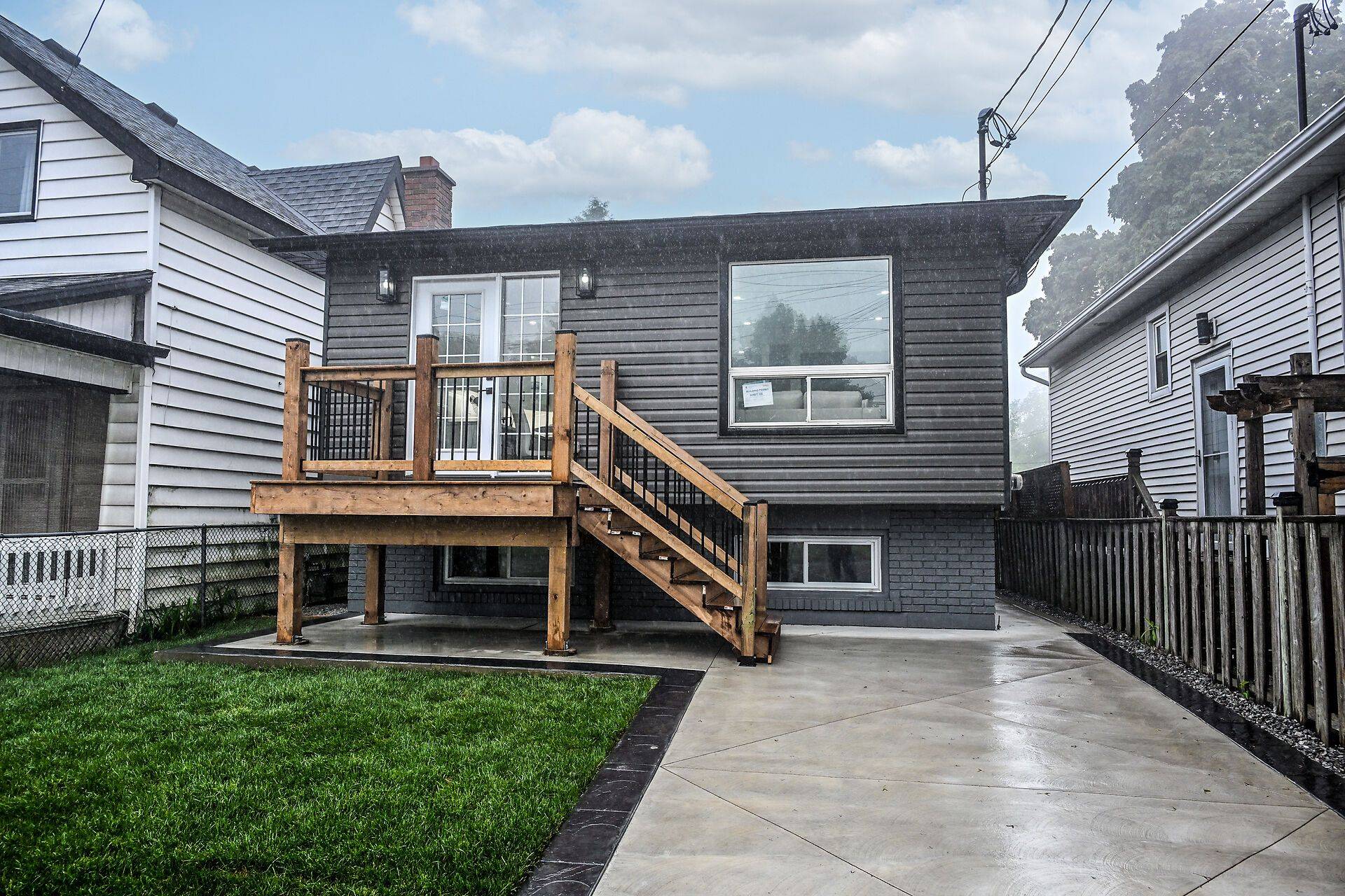 Hamilton, ON L8V 1G2,944 Concession ST