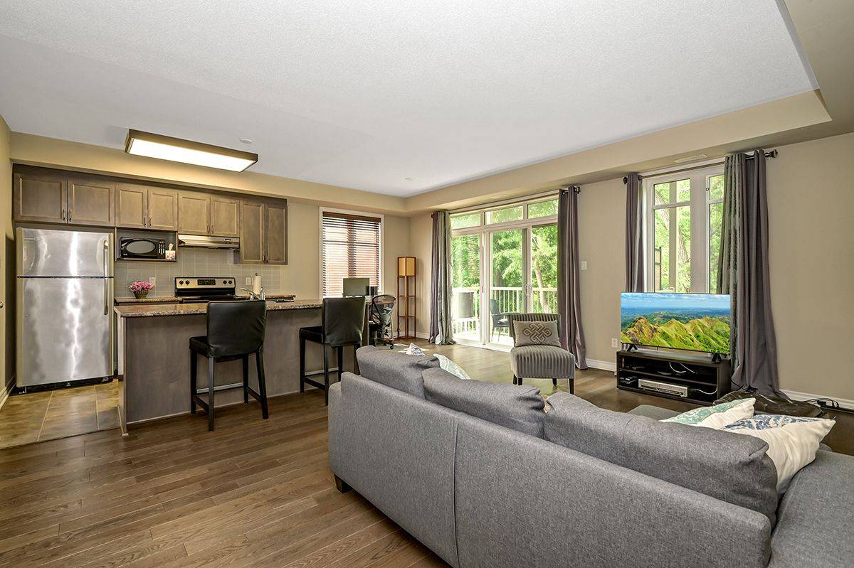 Barrhaven, ON K2J 2T3,21 Tadley Private #F