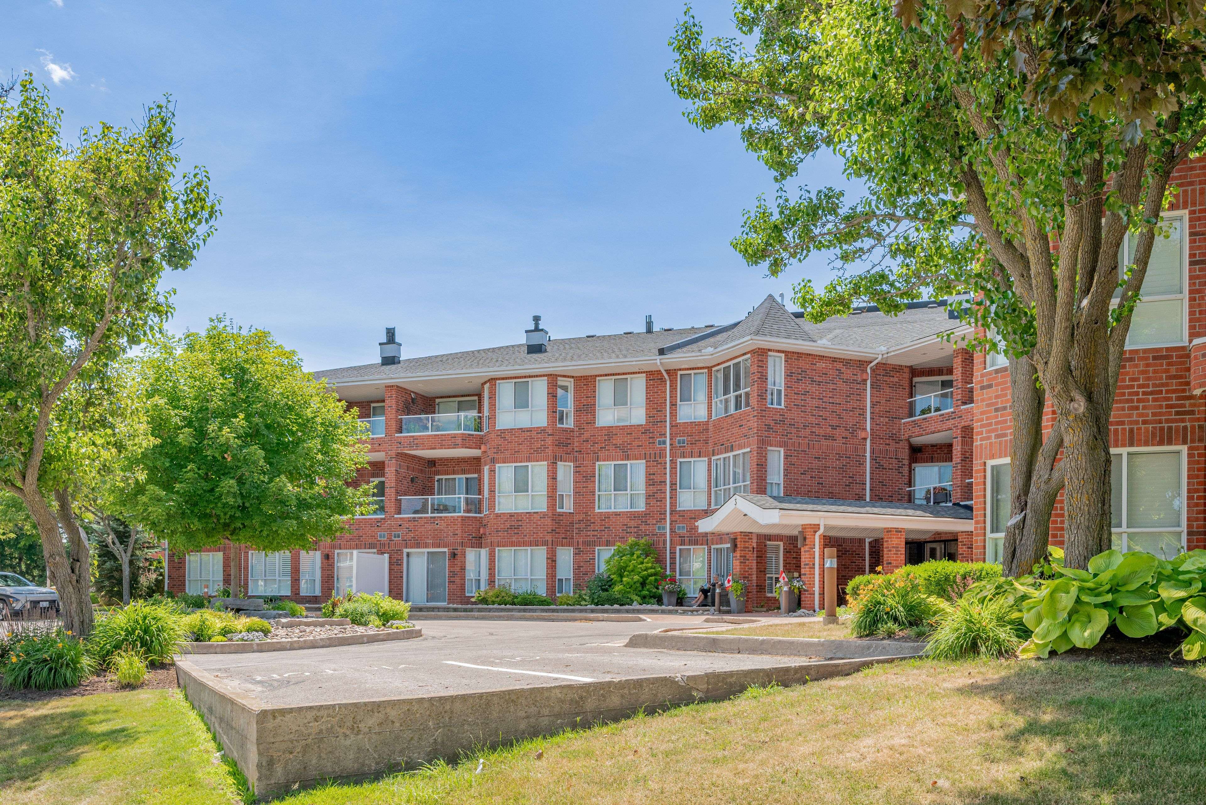 3 Heritage WAY #202, Kawartha Lakes, ON K9V 5Z1