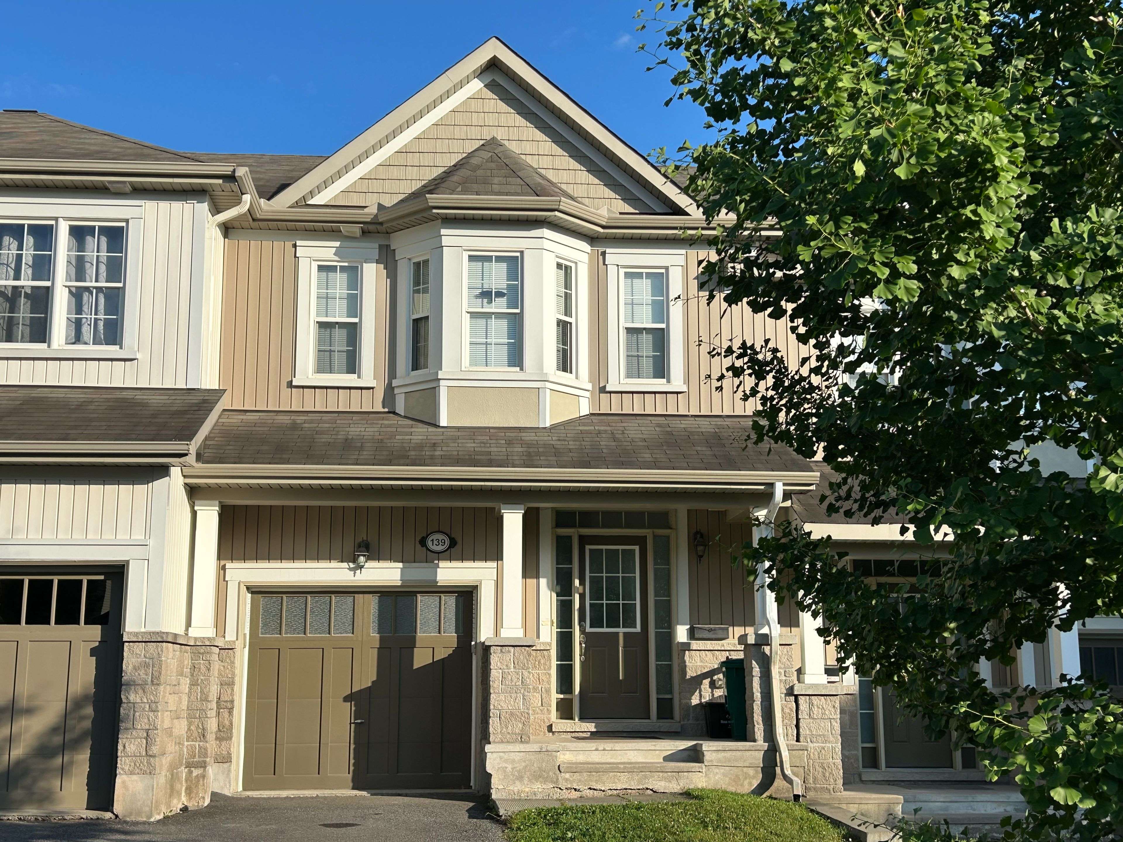 139 Battersea CRES, Kanata, ON K2T 0C5