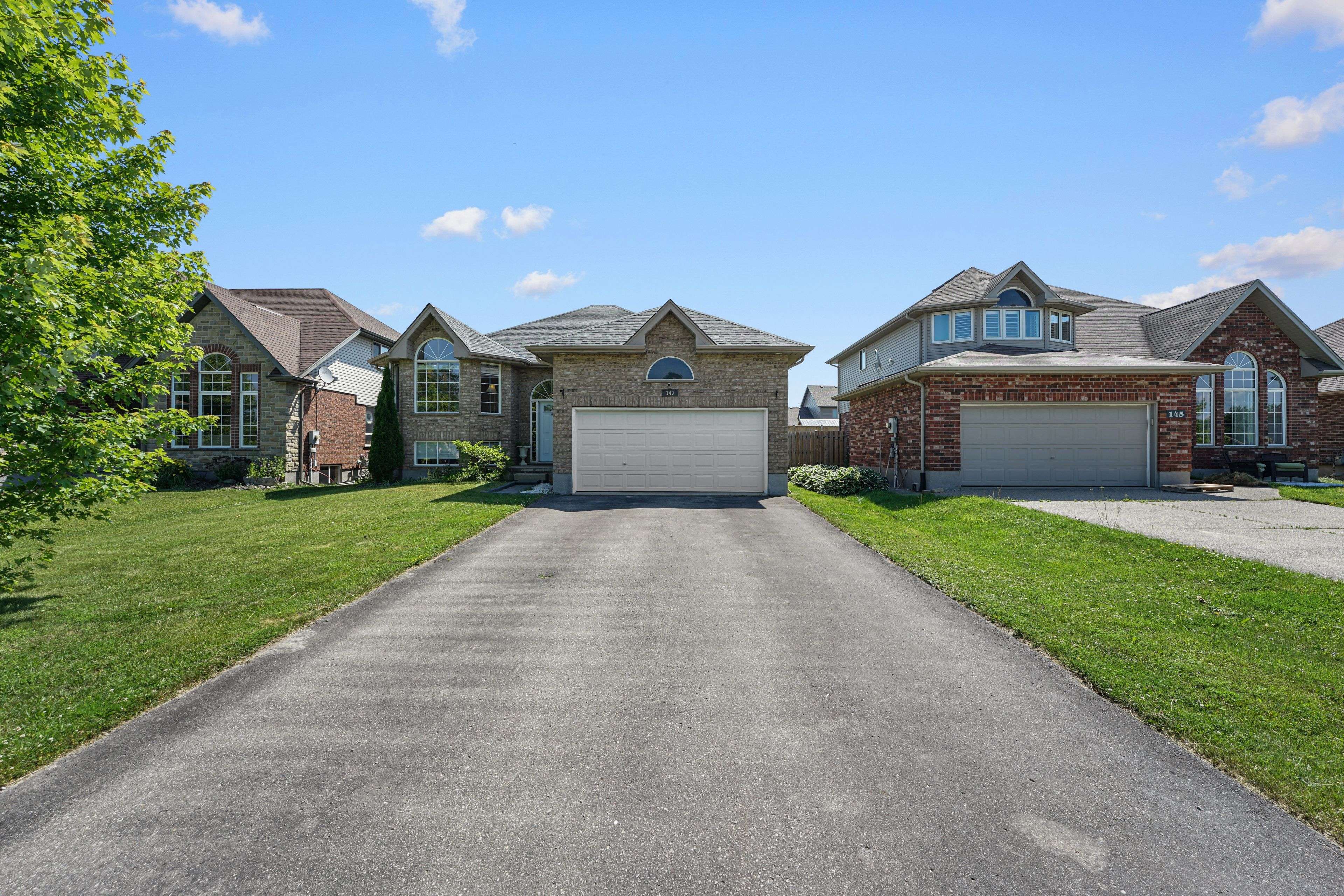 149 Schmidt DR, Wellington North, ON N0G 1A0