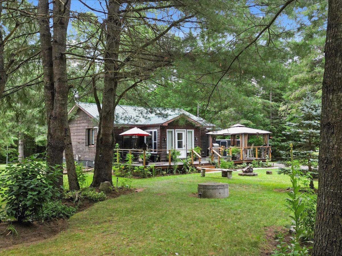 1151 Harlowe RD, North Frontenac, ON K0H 2G0