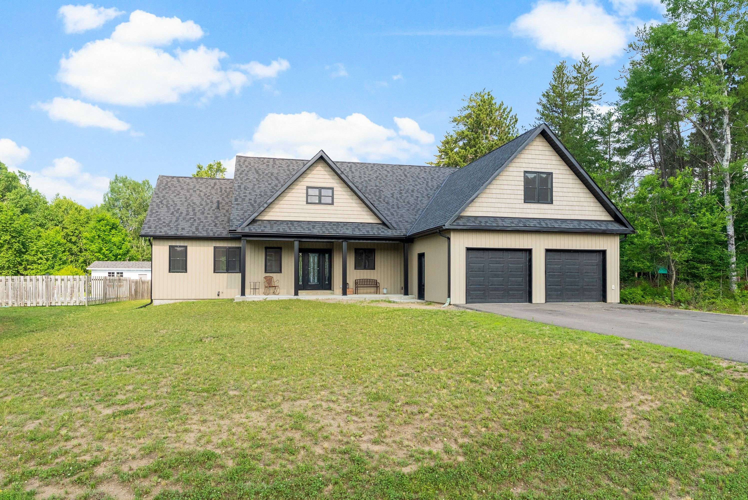 51 Yantha CRES, Madawaska Valley, ON K0J 1B0