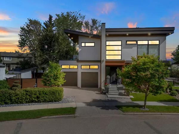 5830 45 AVE, Red Deer, AB T4N 3M3
