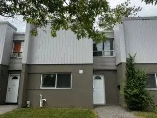 Toronto W10, ON M9V 2G4,1 Lexington AVE #TH 70