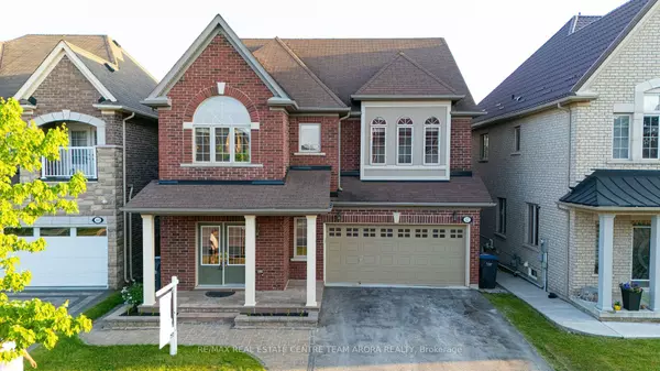 42 Arrowpoint DR, Brampton, ON L6Y 0Y8