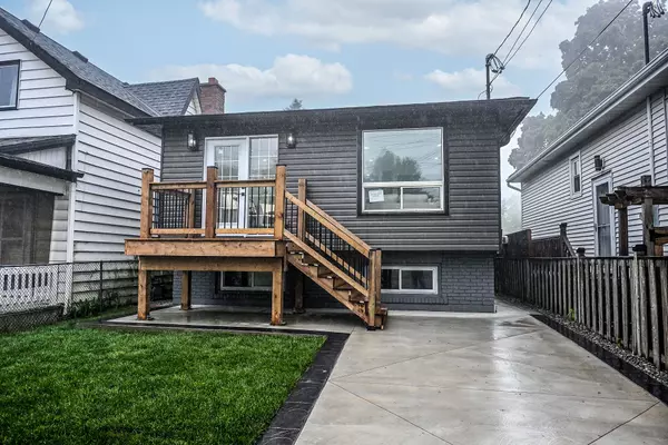 Hamilton, ON L8V 1G2,944 Concession ST