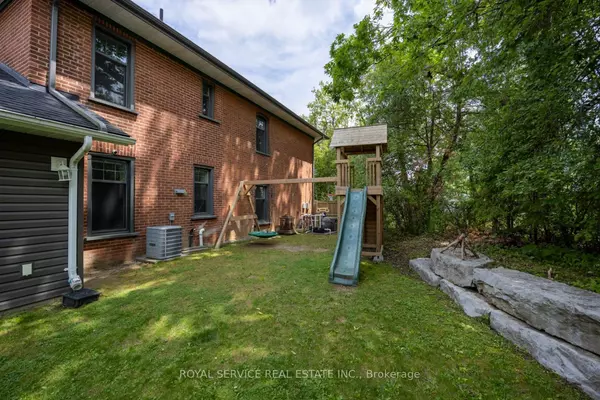 Peterborough West, ON K9J 1N5,47 Kawartha Heights BLVD
