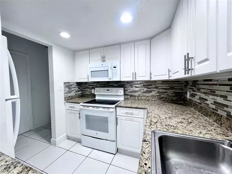 2580 NW 56th Ave #500-205, Lauderhill, FL 33313