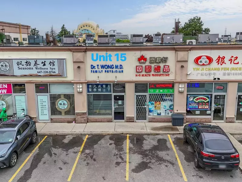 7010 Warden AVE #15, Markham, ON L3R 5Y3