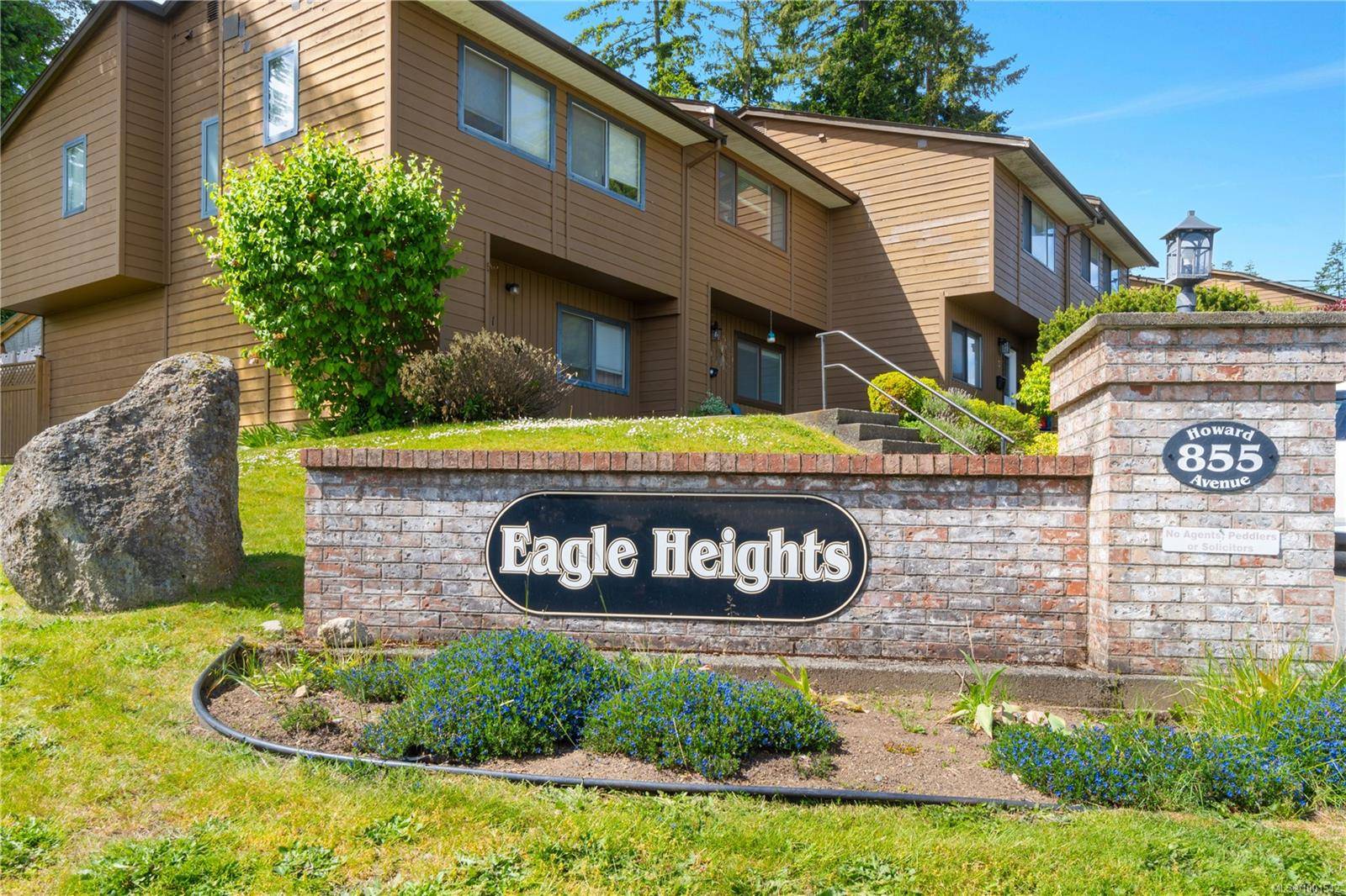855 Howard Ave #9, Nanaimo, BC V9R 5V4