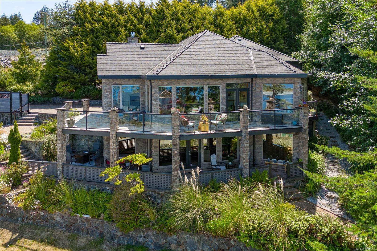 7100 Sea Cliff Rd, Sooke, BC V9Z 1A8