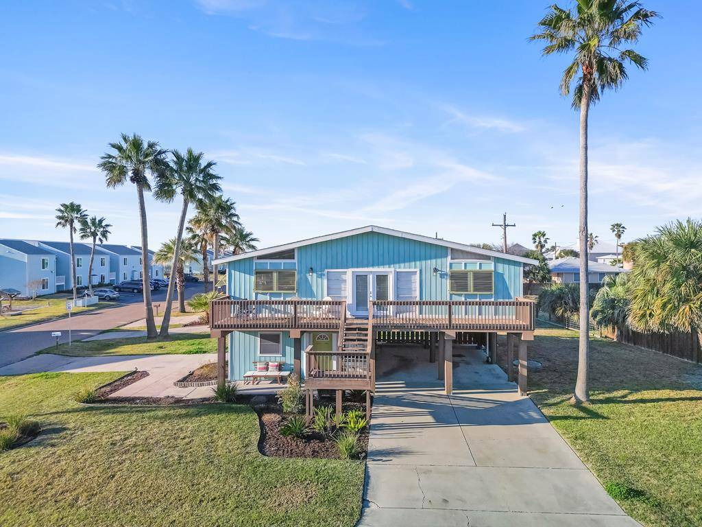 1 Lauderdale Drive, Rockport, TX 78382