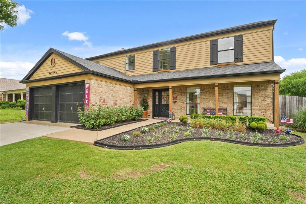 2302 Warwick Avenue, Grand Prairie, TX 75052