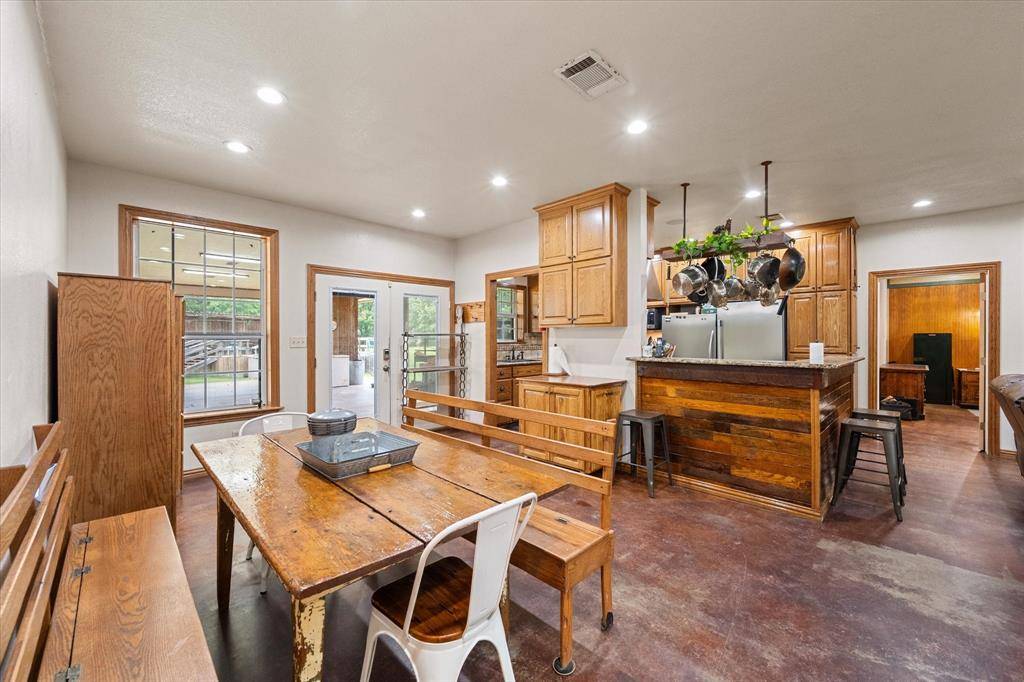 Streetman, TX 75859,15050 SE CR 2350