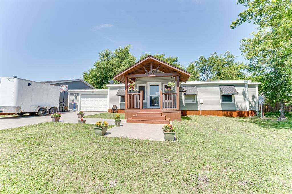 166 Wooded Creek Lane, Farmersville, TX 75442